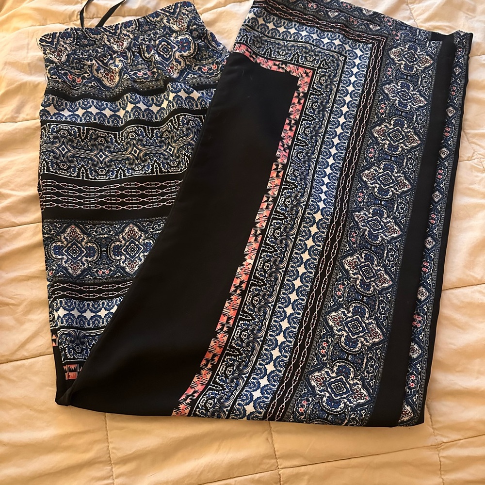 Daniel Cremieux Blue and Black Patterned Skirt